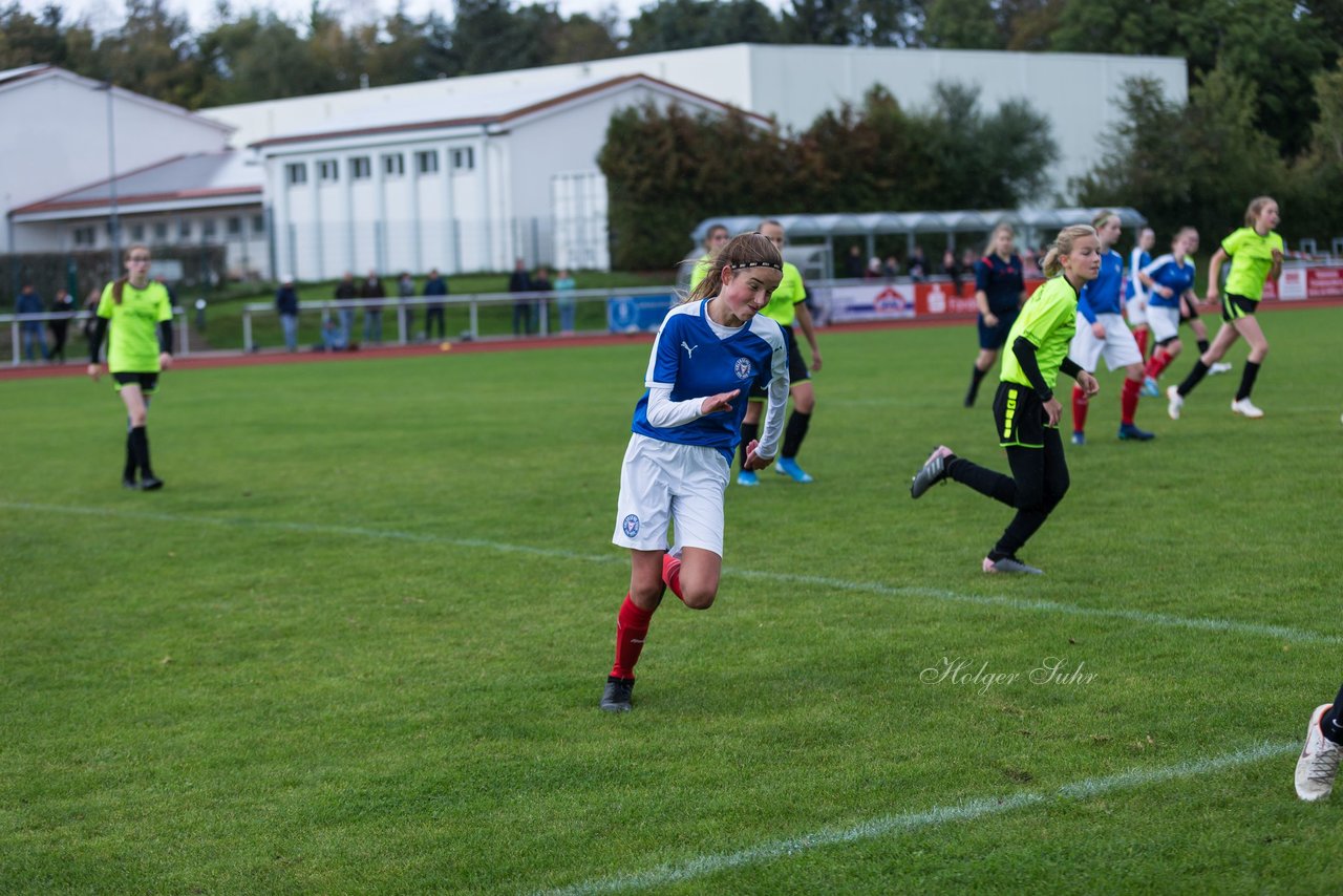 Bild 211 - B-Juniorinnen TSV Schoenberg - Holstein Kiel : Ergebnis: 0:23